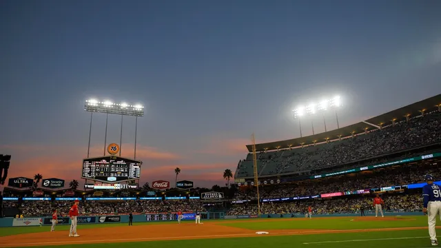 Dodgers kick off season at home after World Series win