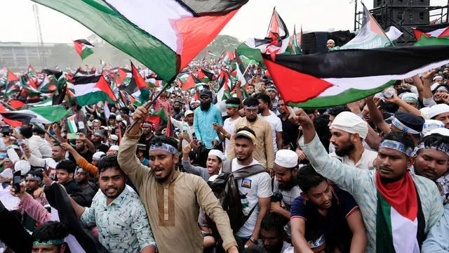 Bangladesh protests against Israel’s actions in Gaza draw 100,000 people
