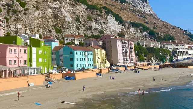 Spain enforces passport checks for British travellers flying to Gibraltar