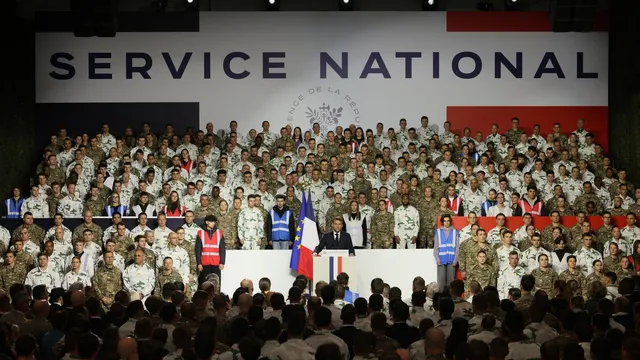 France boosts military service amid fears of Russian threat