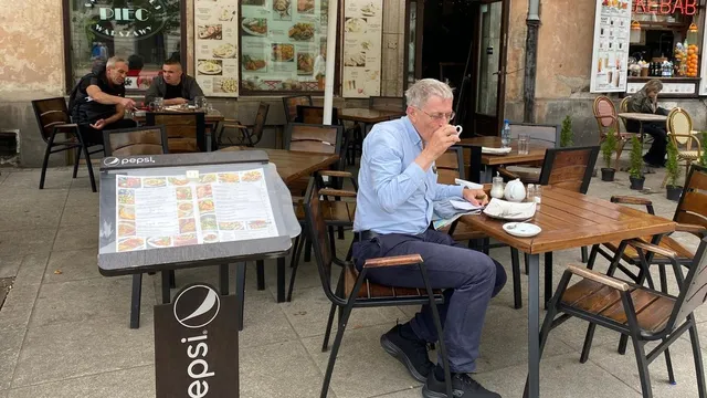 Simon Calder alerts tourists about hidden charges when paying abroad
