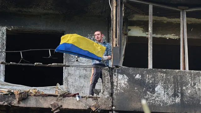 Russian strikes on Kyiv kill civilians and batter Ukraine's energy infrastructure despite ceasefire