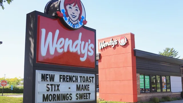 Wendy's plans to close hundreds of locations amid declining sales