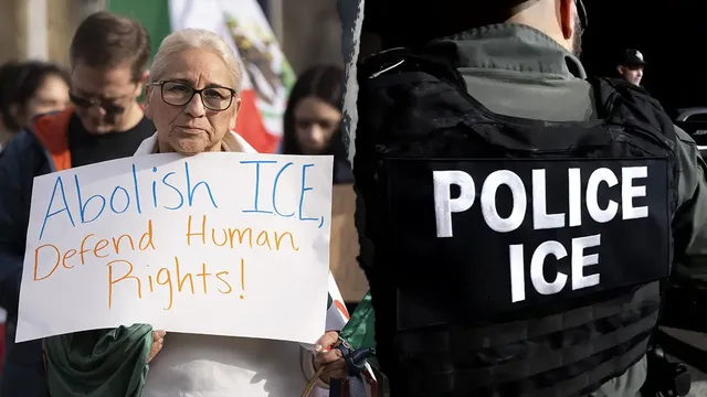 DHS warns Democrats over doxxing ICE agents