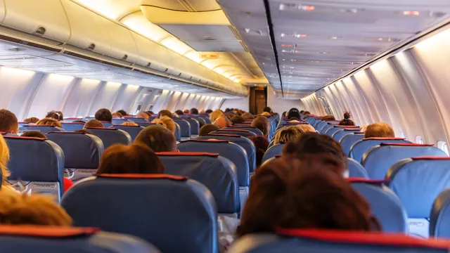 Reddit debate ignites after passenger's coat hangs over seat