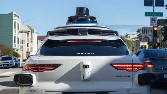 Waymo launches fully autonomous robotaxi service on US freeways
