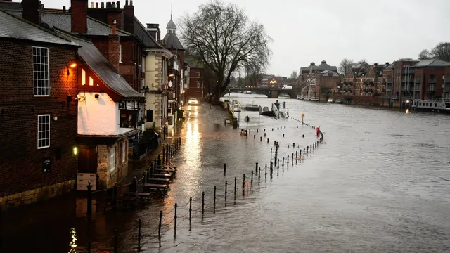 Storm Bram wreaks havoc as severe flooding strikes UK regions