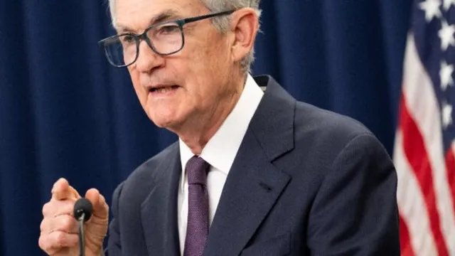 Jerome Powell asserts the economy is strong amid rate cut discussions