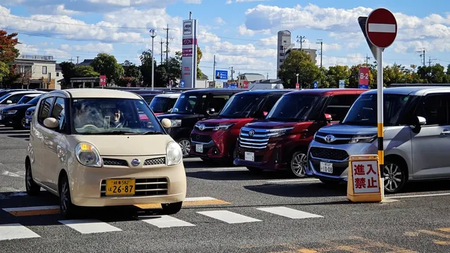 Trump promotes kei cars for American roads