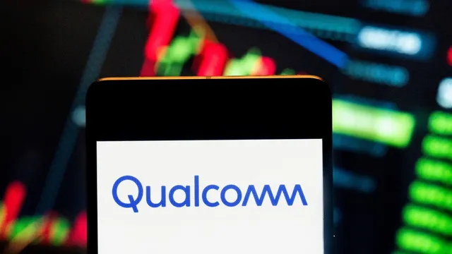 Qualcomm beats estimates but faces Apple revenue concerns