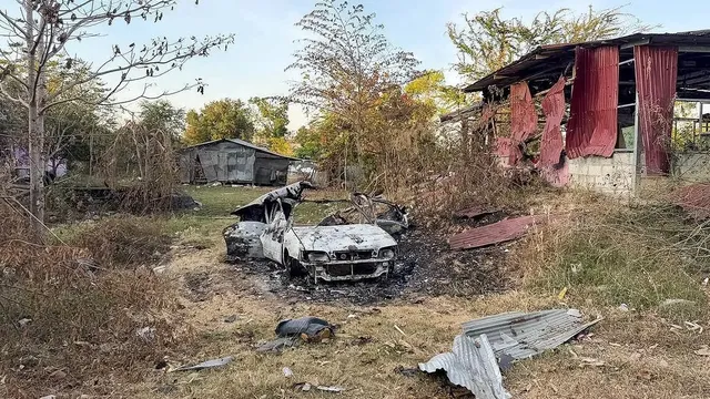 Cambodia demands immediate withdrawal of Thai troops from disputed border