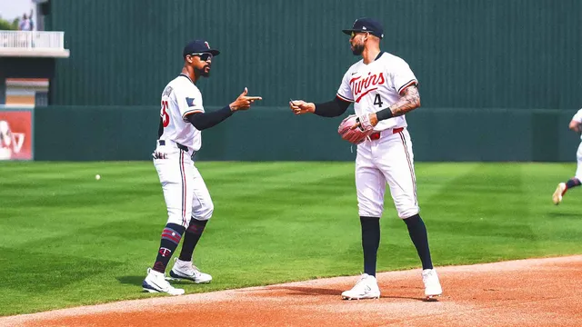 Twins stars Carlos Correa and Byron Buxton collide and face concussion protocol