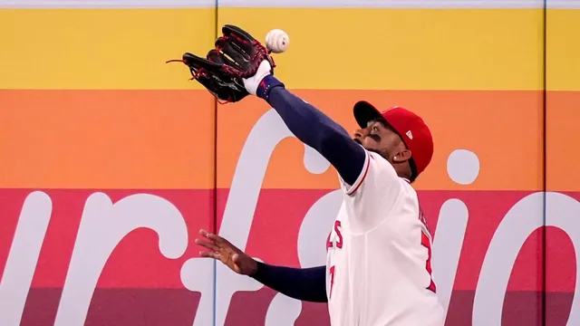 Jo Adell suffers bizarre home run after ball bounces off his head