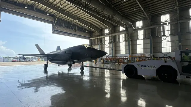 British engineers repair F-35B Lightning jet after monsoon ordeal in India