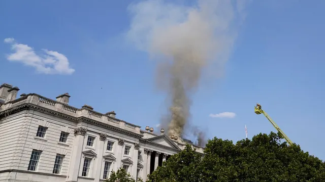 Courtauld Gallery reopens after fire