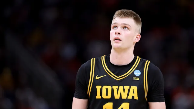 Bennett Stirtz shines despite Iowa's March Madness exit