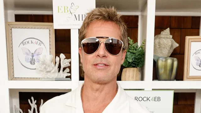 Courteney Cox and Brad Pitt reunite nearly 20 years after divorce