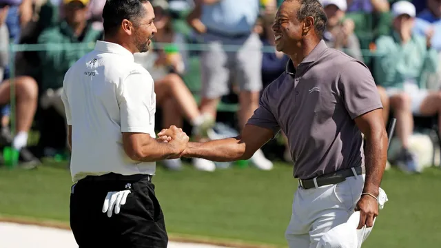 Bubba Watson shows unwavering support for Tiger Woods during tough times