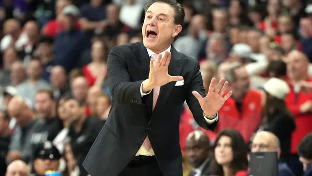Rick Pitino criticizes NCAA postgame setup after disappointing loss