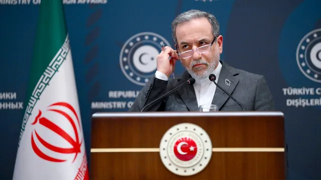 Iran vows to resist pressure from great powers amid nuclear negotiations