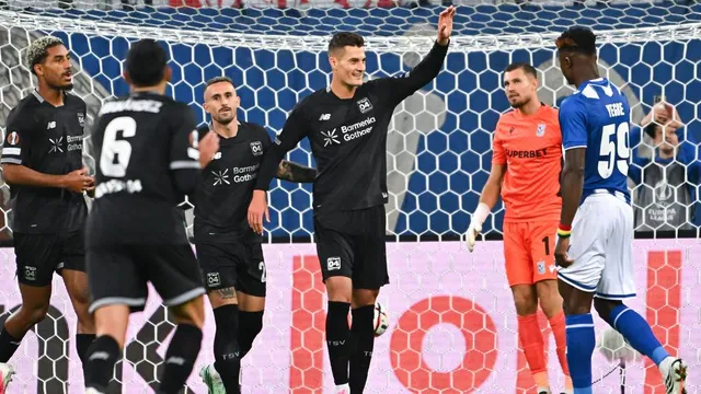 Bayer Leverkusen beats Lech Poznan 4-0 in Europa League group stage