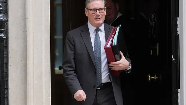 Starmer pledges to fight profiteering from the fuel crisis in Northern Ireland