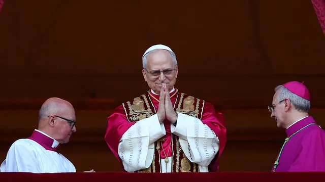 Pope Francis warns about AI, calls for international treaty