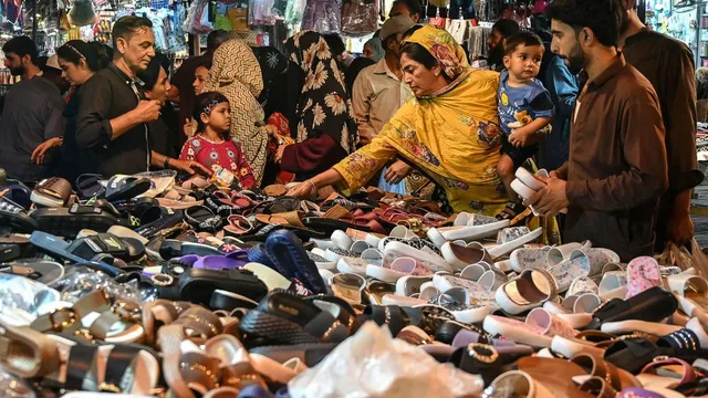 Roof collapse kills eight women in welfare payment line in Pakistan