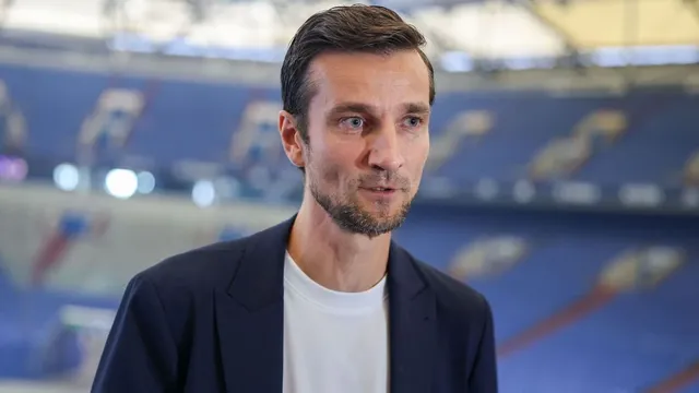FC Schalke 04 extends contract with CEO Matthias Tillmann