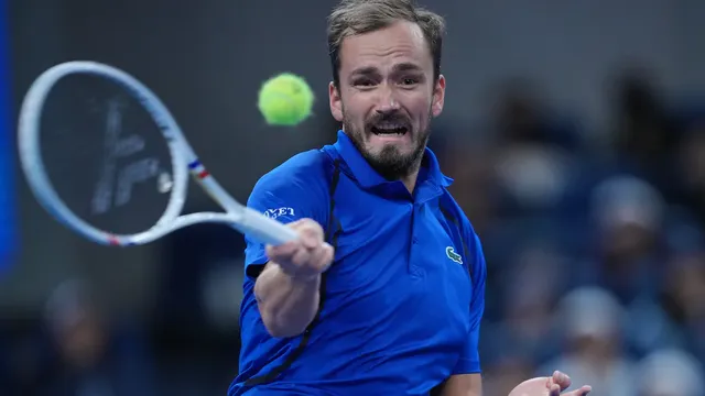 Daniil Medvedev wins first match after disqualification at China Open