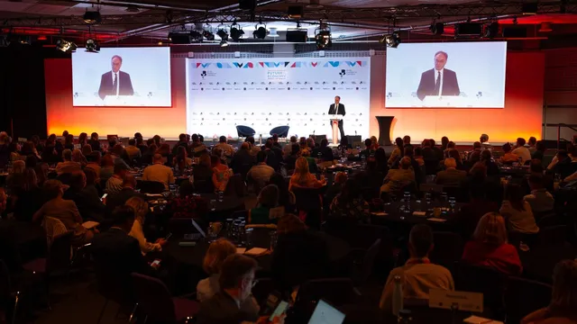 UK government unveils trade strategy to protect businesses amid global shifts