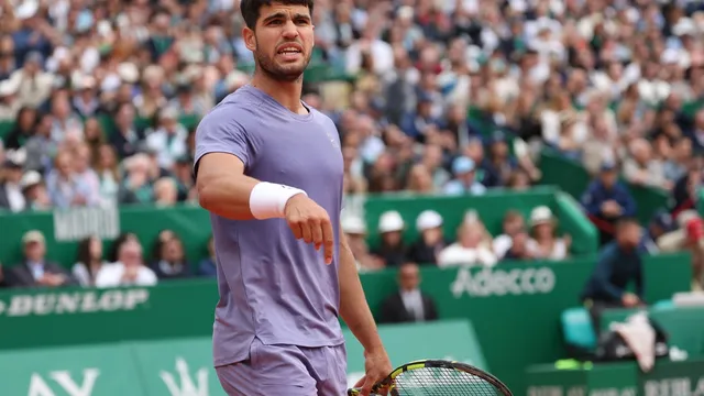 Carlos Alcaraz battles through to Monte Carlo final against tough opponent