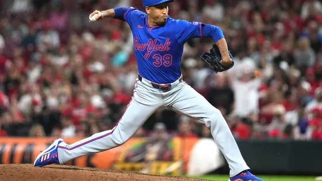 Edwin Diaz opts out, leaving Mets' future uncertain