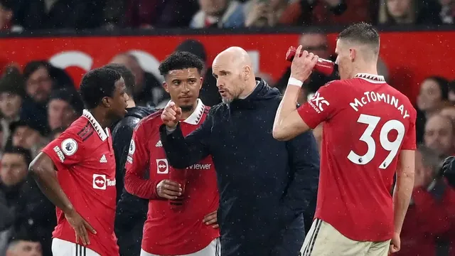Gary Lineker critiques Man Utd"s sale of McTominay to Napoli