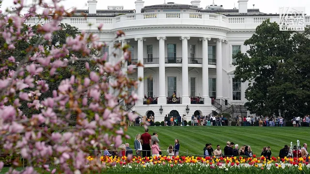 Melania Trump opens White House gardens for public tours