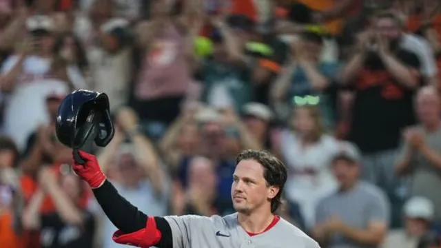 Adley Rutschman hits two home runs in triumphant return to Camden Yards
