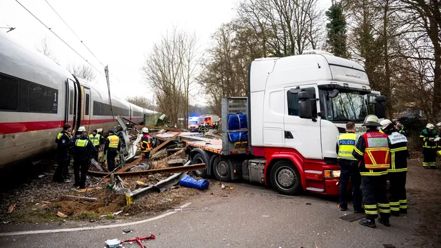 One dead, 25 injured in high-speed train collision in Germany