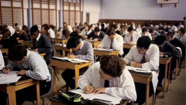 Bridget Phillipson calls for GCSE reform to include more vocational subjects