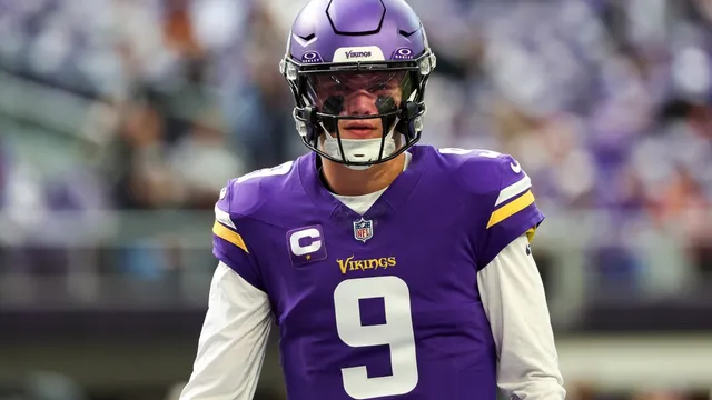 Minnesota Vikings face quarterback crisis amid speculation on J.J. McCarthy