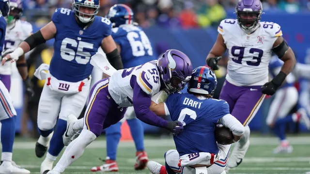 Vikings overcome injuries to secure win against Giants