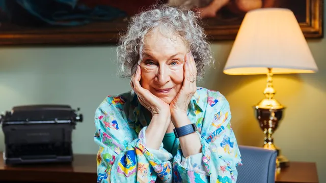 Margaret Atwood's Poetry: The Roots of a Literary Icon