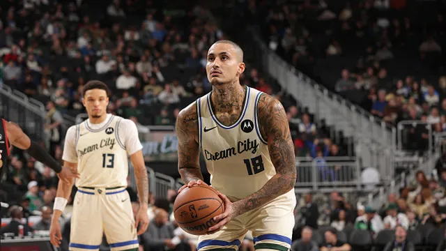 Kyle Kuzma slams feds for prioritizing gambling probe over insider trading