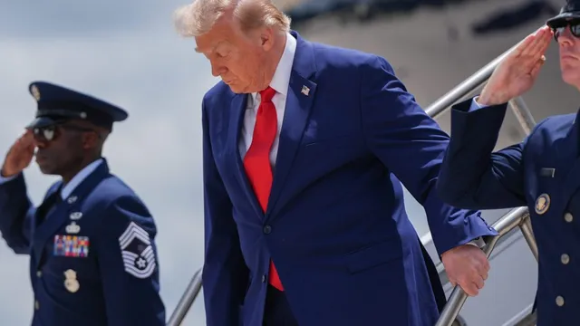 Trump demands Saudi Arabia recognize Israel for nuclear deal