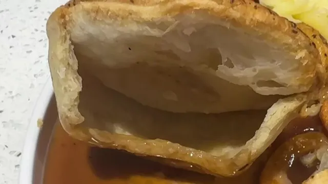 Aldi mince pie leaves shopper stunned by being completely empty