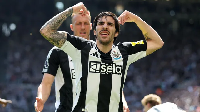Newcastle United secures crucial 2-0 victory against Chelsea
