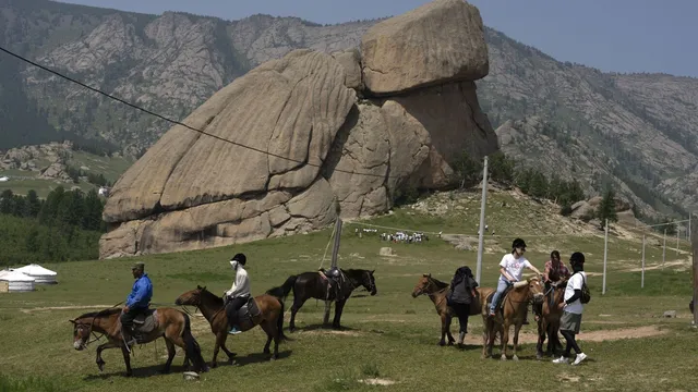 Mongolia Seeks to Revive Tourism with Unique Offerings