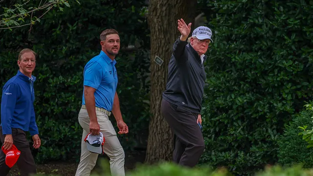Bryson DeChambeau hits golf balls at White House with Trump