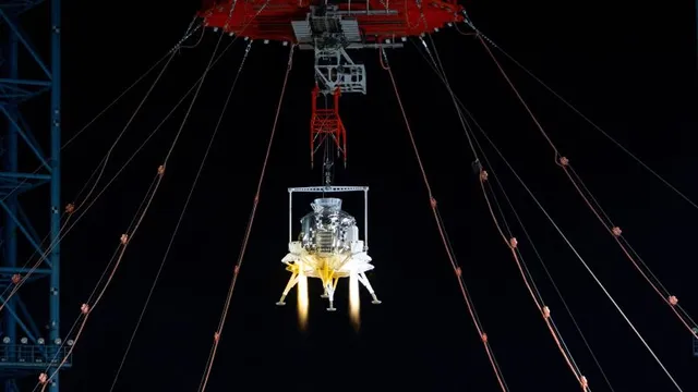 China targets moon landing for its citizens by 2030