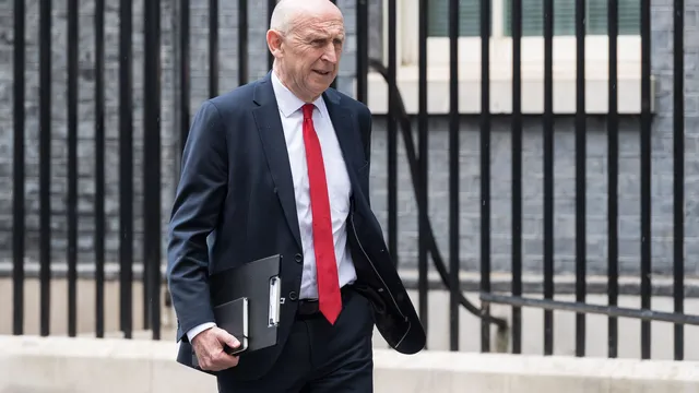 John Healey resigns over inadequate military funding plans