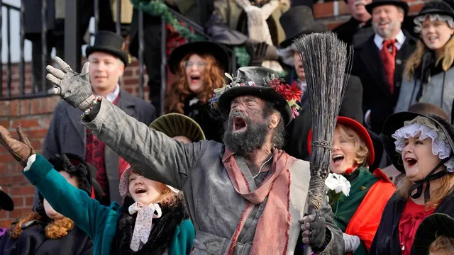 Charles Dickens festival offers spectacular shows and festive fun in Port Jefferson